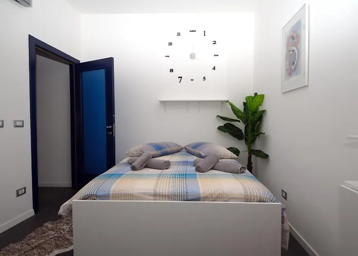 Clesio3 3* טרנטו