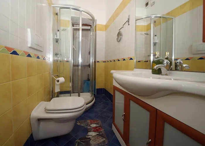 Clesio3 3* טרנטו